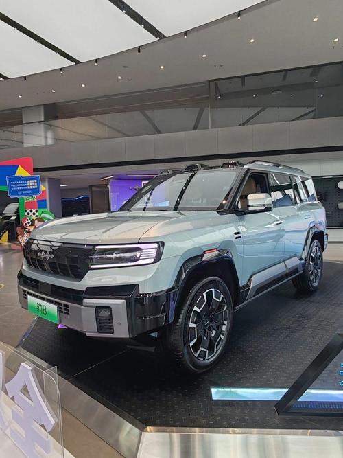 重庆长寿区启妙冠企业管理咨询比亚迪方程豹硬派越野的爆款，英菲尼迪35周年与你共成长